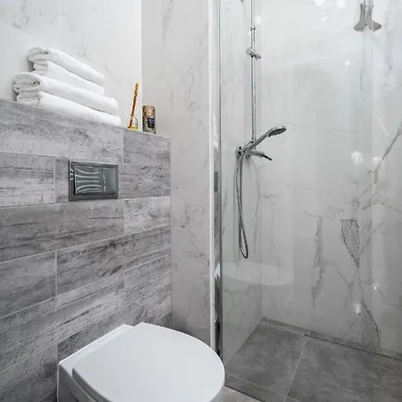 Prymasa Street Apartament Varsavia